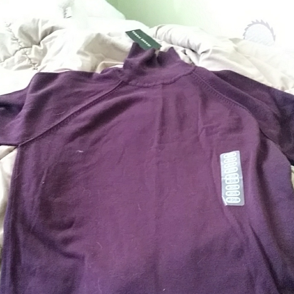 Turtle neck shirt